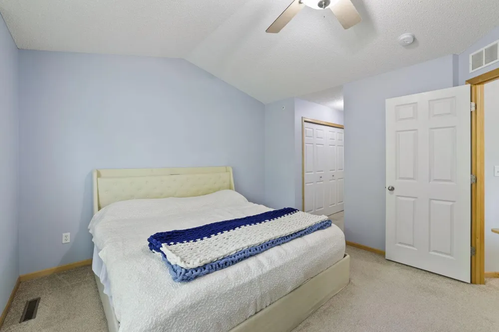 3033 Chamberlain Street #4 Maplewood, MN 55109