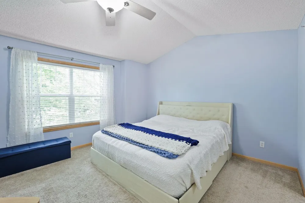 3033 Chamberlain Street #4 Maplewood, MN 55109