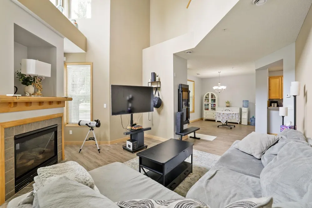 3033 Chamberlain Street #4 Maplewood, MN 55109