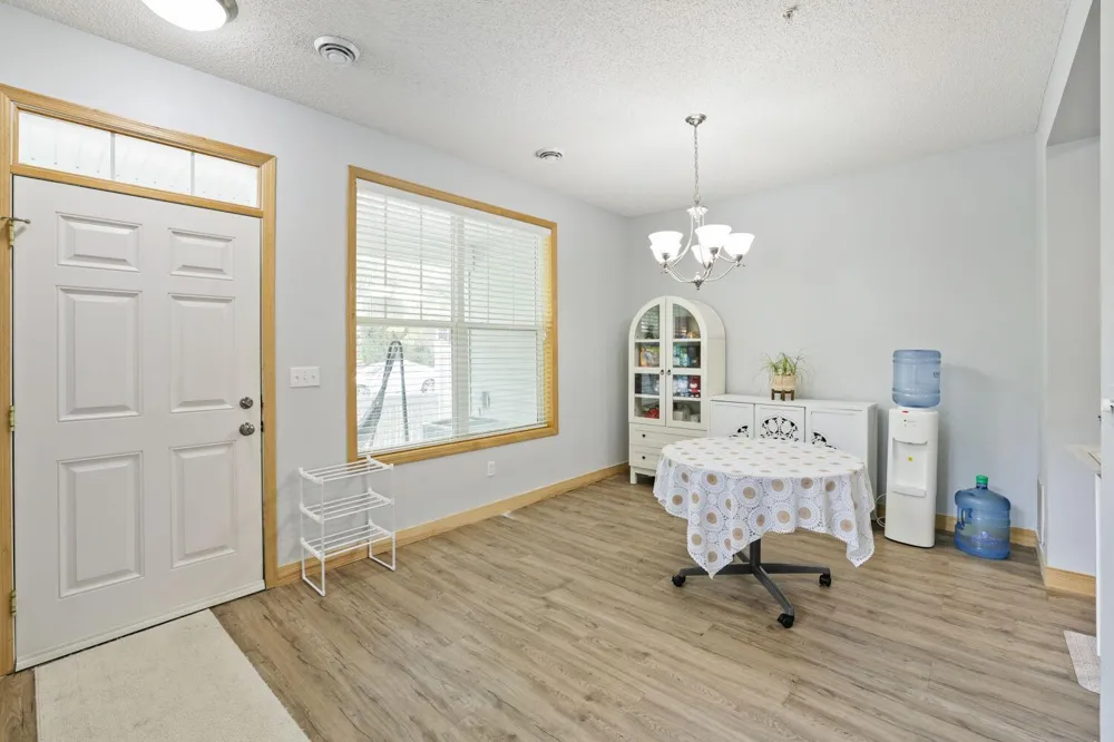 3033 Chamberlain Street #4 Maplewood, MN 55109