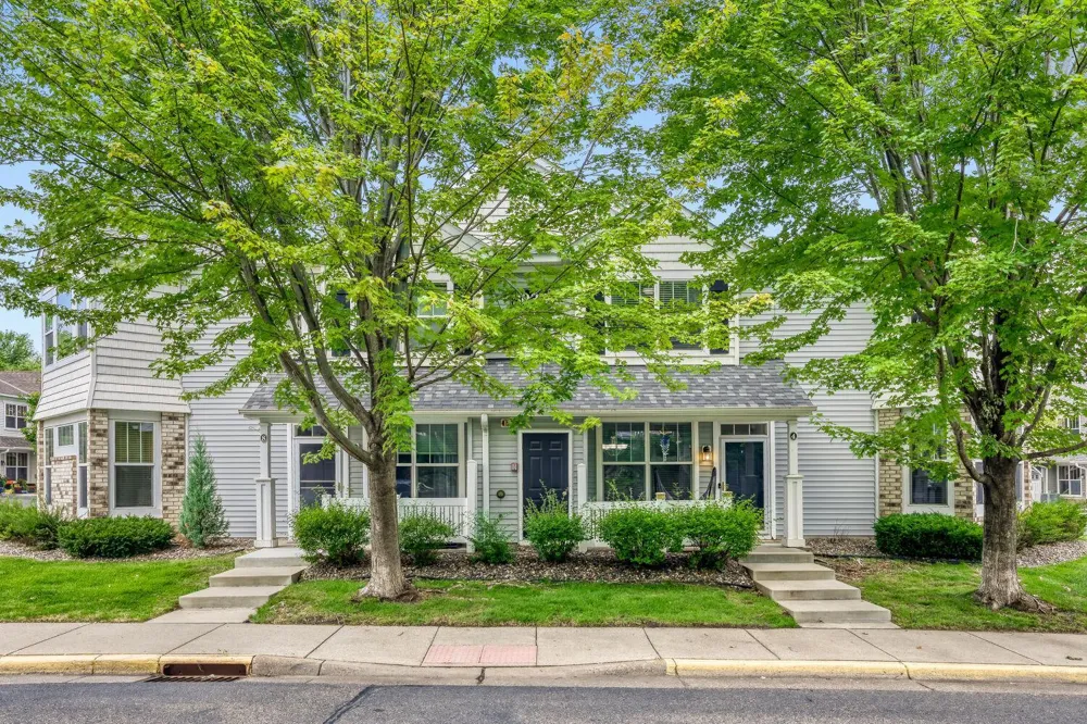 3033 Chamberlain Street #4 Maplewood, MN 55109