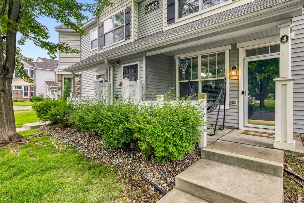 3033 Chamberlain Street #4 Maplewood, MN 55109