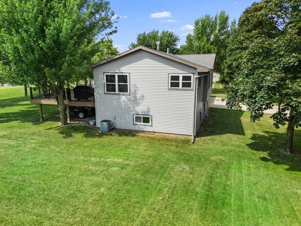 705 Estates Avenue Litchfield, MN 55355