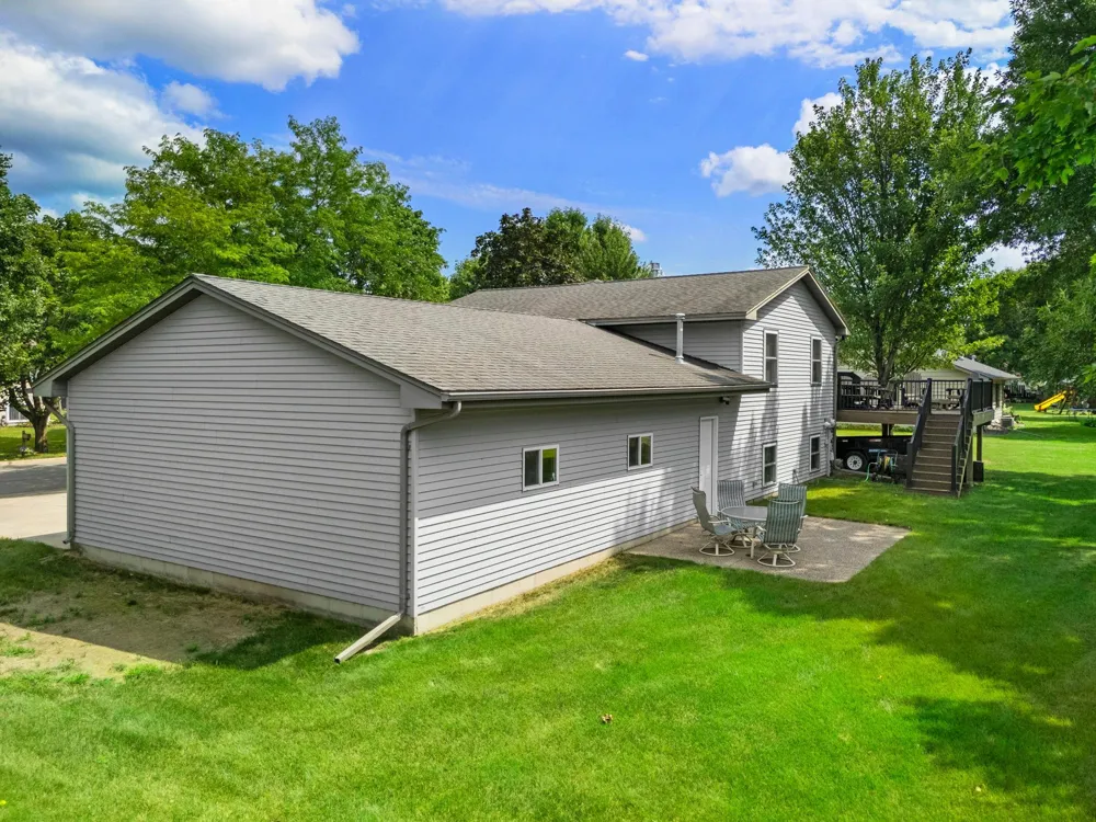 705 Estates Avenue Litchfield, MN 55355