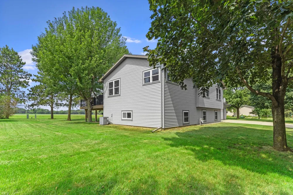 705 Estates Avenue Litchfield, MN 55355