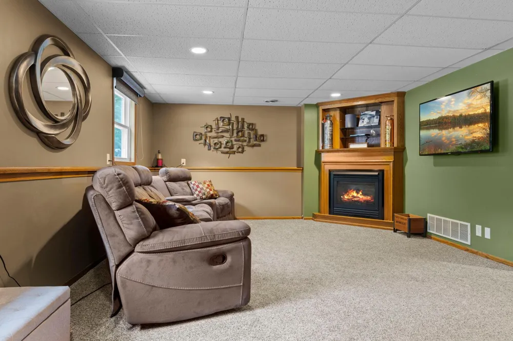 705 Estates Avenue Litchfield, MN 55355