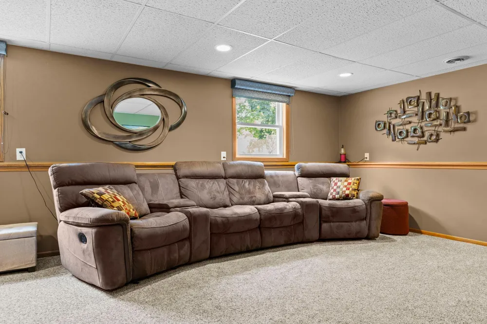705 Estates Avenue Litchfield, MN 55355