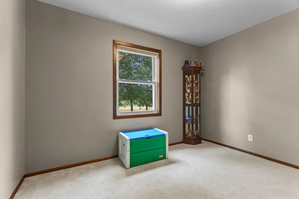 705 Estates Avenue Litchfield, MN 55355