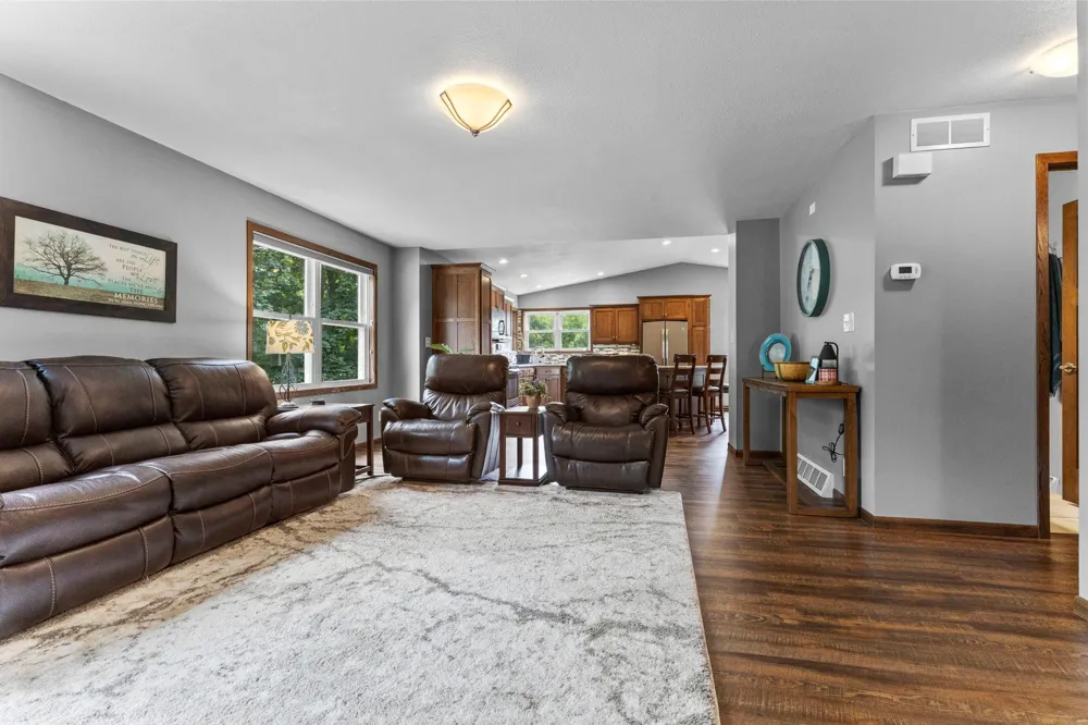 705 Estates Avenue Litchfield, MN 55355