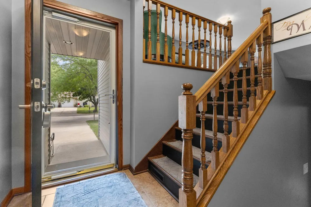 705 Estates Avenue Litchfield, MN 55355