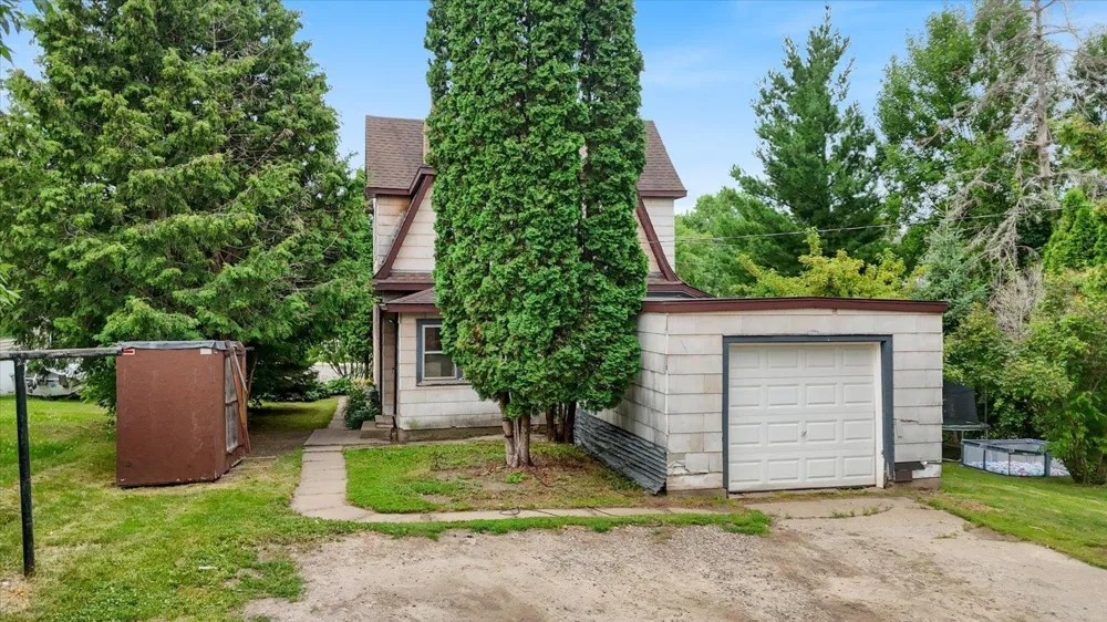 403 Cole Street Coleraine, MN 55722
