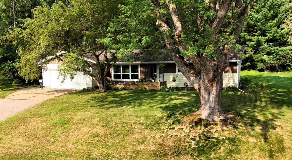 2322 16th Street Eau Claire, WI 54703