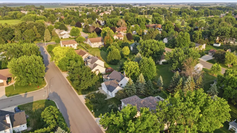 1688 Wedgewood Drive NE Owatonna, MN 55060