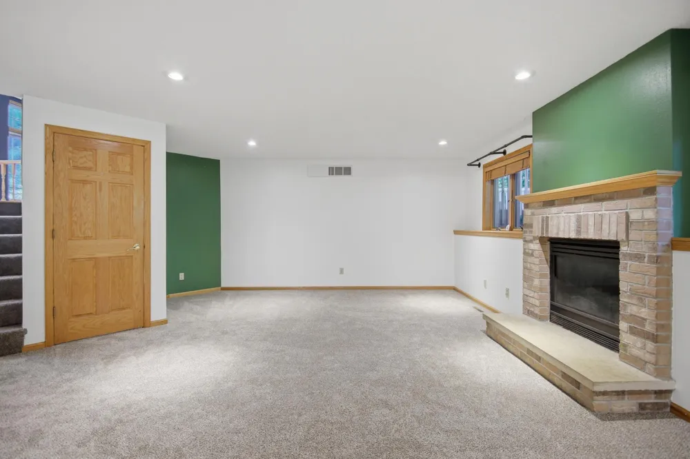 1688 Wedgewood Drive NE Owatonna, MN 55060