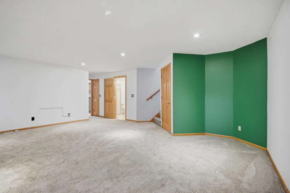 1688 Wedgewood Drive NE Owatonna, MN 55060