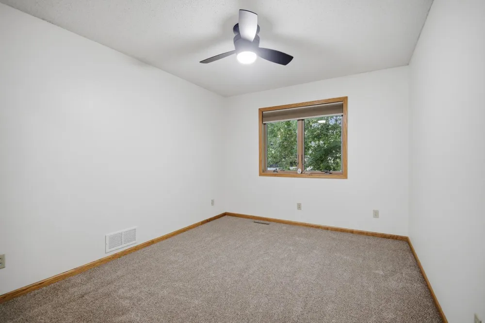 1688 Wedgewood Drive NE Owatonna, MN 55060