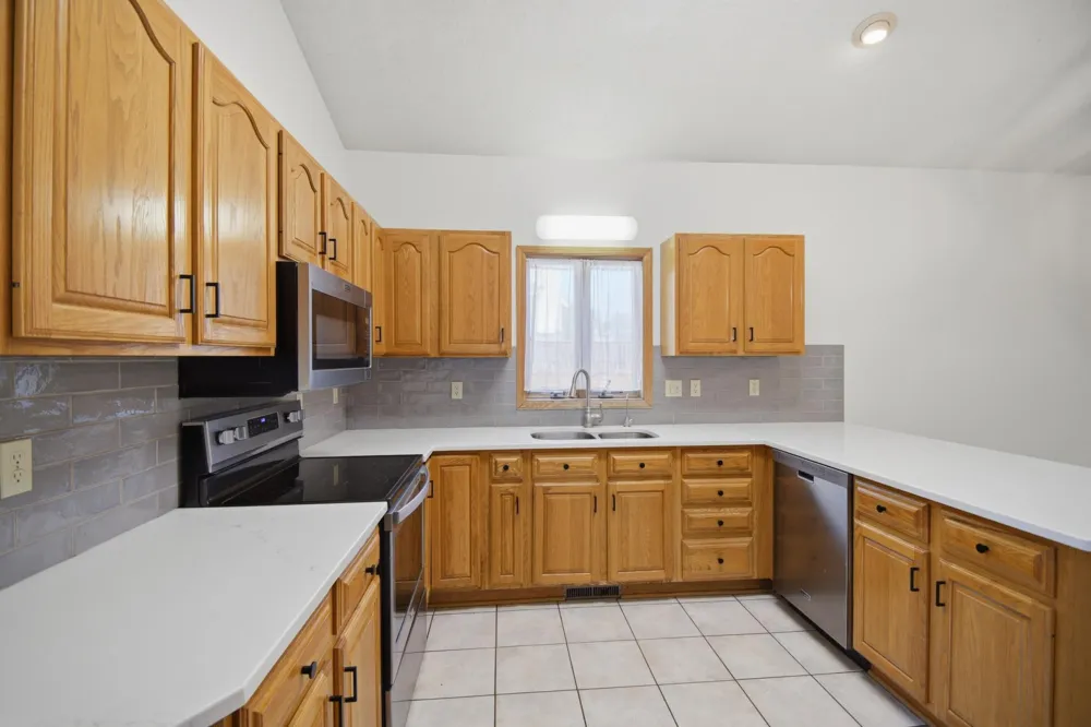 1688 Wedgewood Drive NE Owatonna, MN 55060