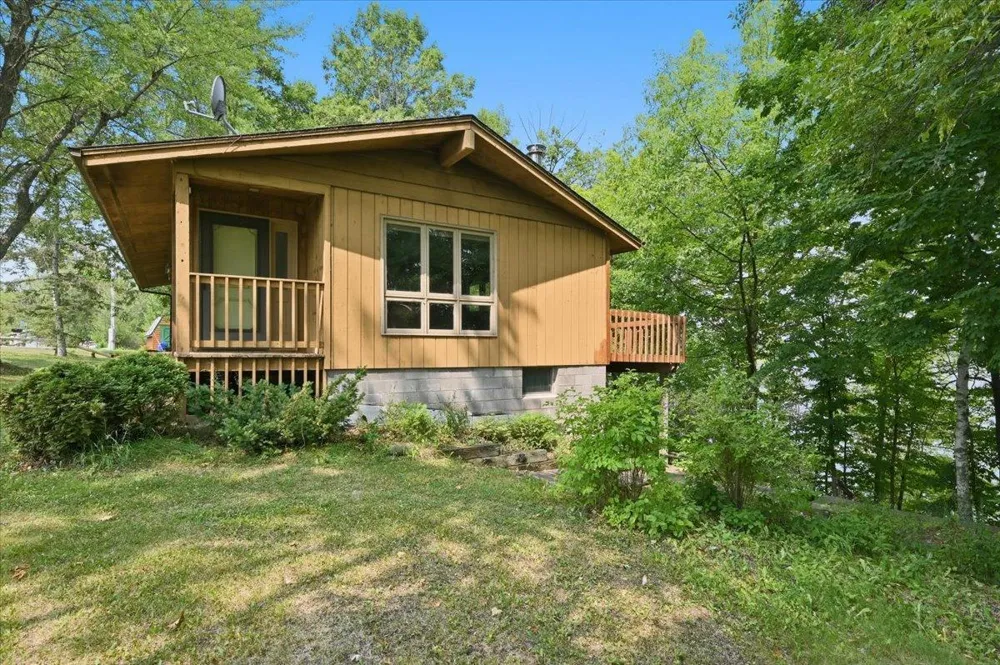 90520 Island Loop Sturgeon Lake, MN 55783