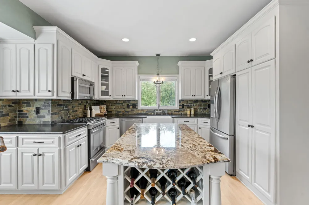 4700 McDonald Dr Place Stillwater, MN 55082