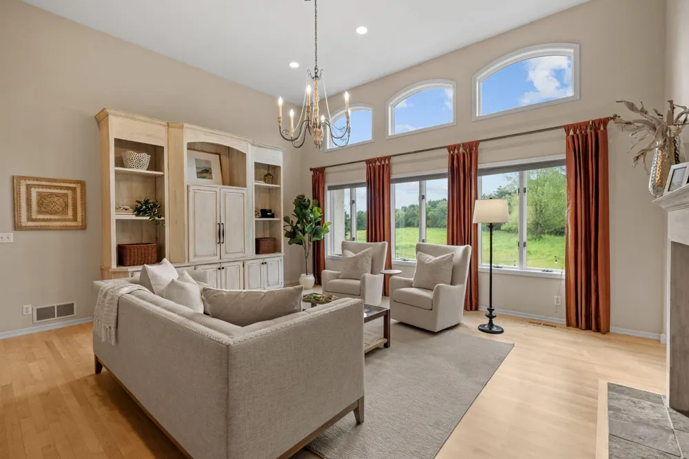 4700 McDonald Dr Place Stillwater, MN 55082