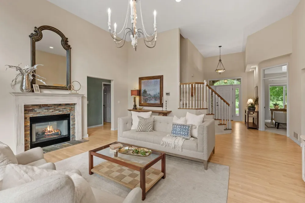 4700 McDonald Dr Place Stillwater, MN 55082