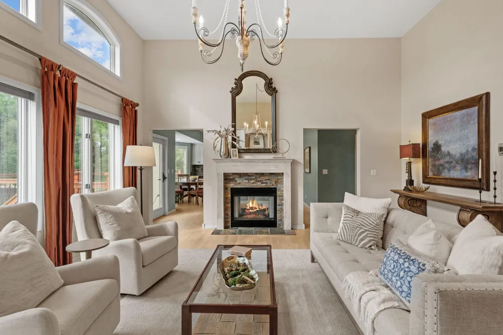 4700 McDonald Dr Place Stillwater, MN 55082