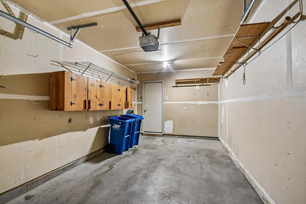 2580 Bedford Court #16 Mendota Heights, MN 55120