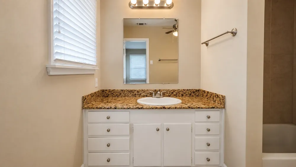 3613 Chaffin Drive Richland Hills, TX 76118