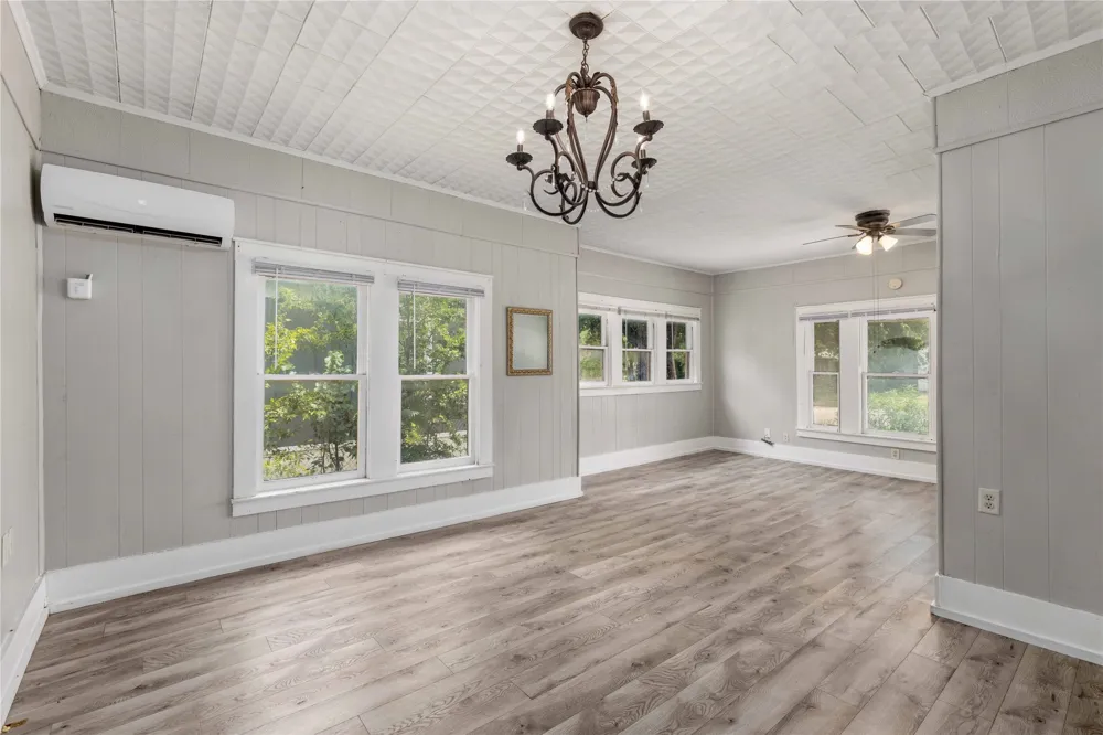 1317 Avenue C Brownwood, TX 76801