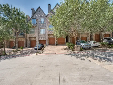 736 Rockingham Drive