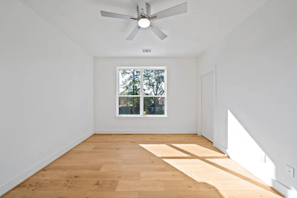511 Graceland Street Houston, TX 77009