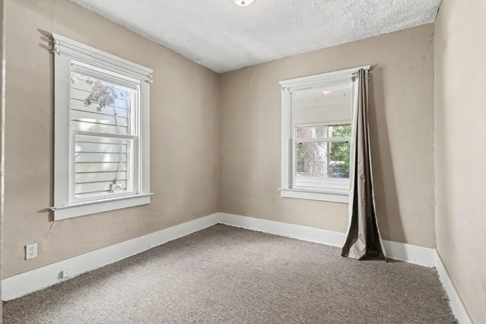 63 Sharon Avenue Battle Creek, MI 49017
