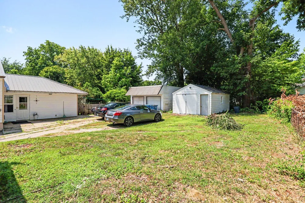 63 Sharon Avenue Battle Creek, MI 49017