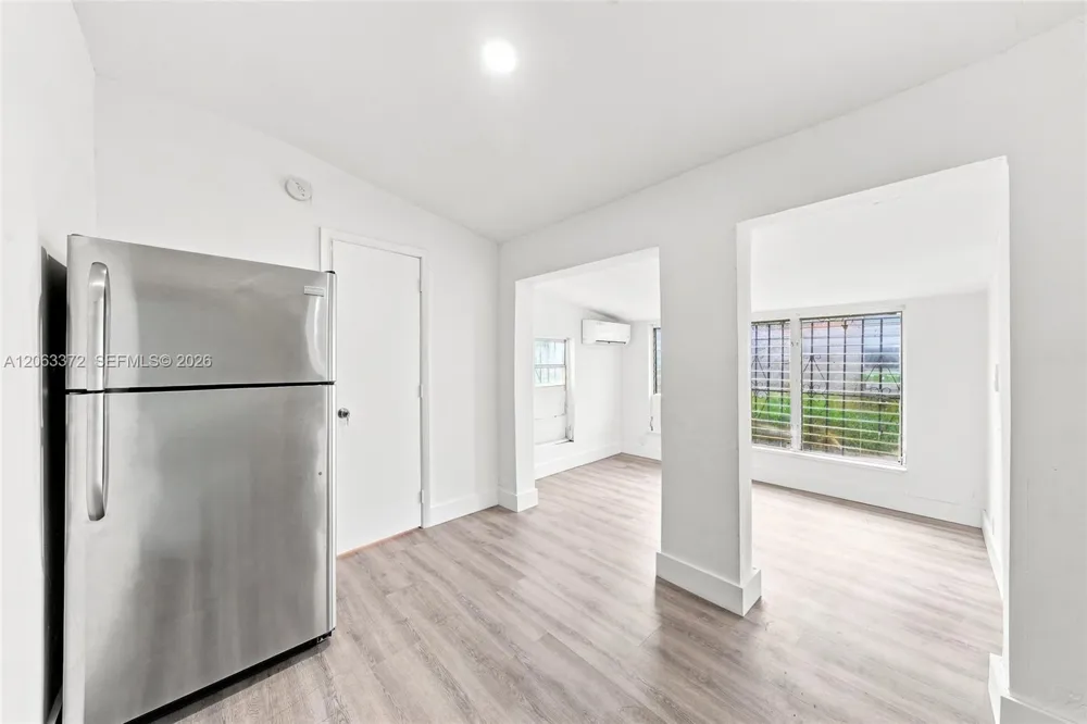 128 NW 9th Ave #6 Miami, FL 33128