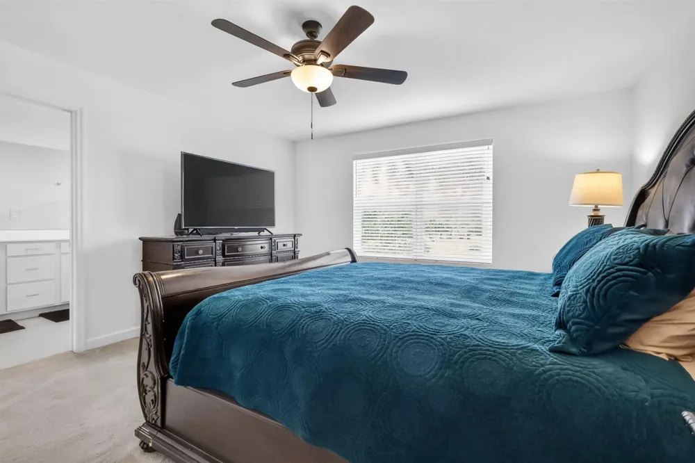 4168 Lagoon Shore Drive Lake Worth, FL 33467