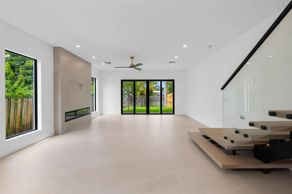 1131 NE 12th Avenue Fort Lauderdale, FL 33304