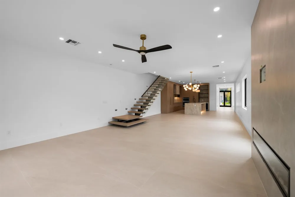 1131 NE 12th Avenue Fort Lauderdale, FL 33304