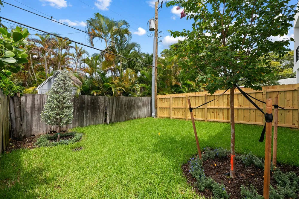 1131 NE 12th Avenue Fort Lauderdale, FL 33304