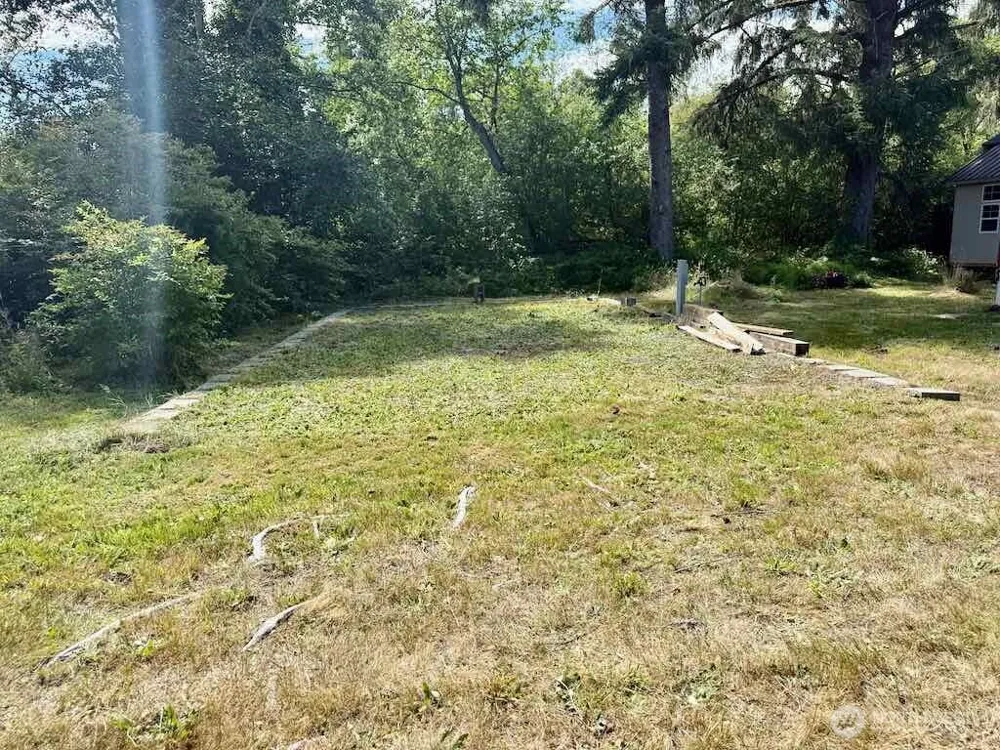 2463 W Pleasant Drive Westport, WA 98595
