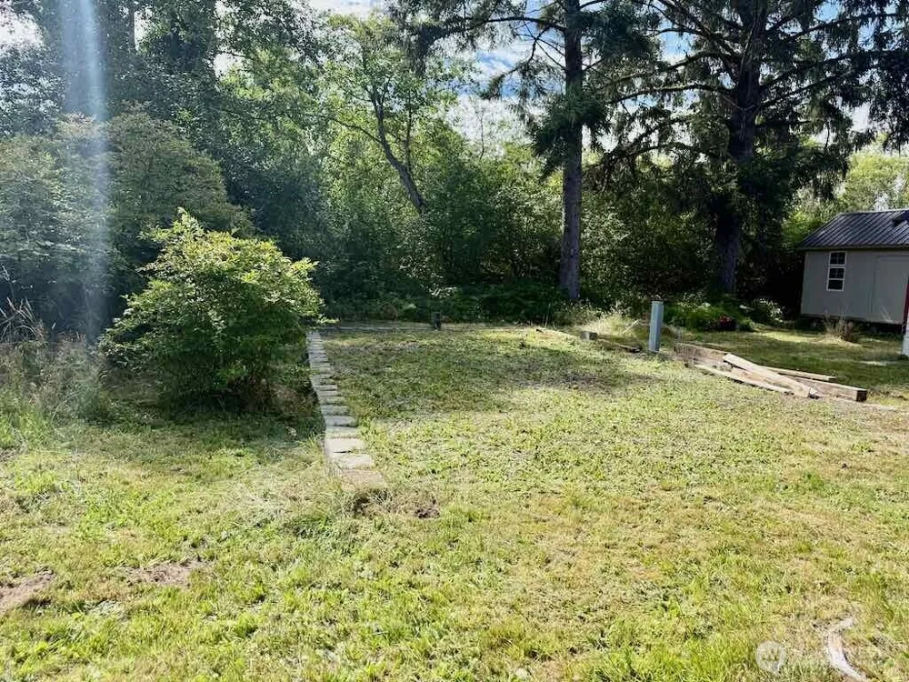 2463 W Pleasant Drive Westport, WA 98595
