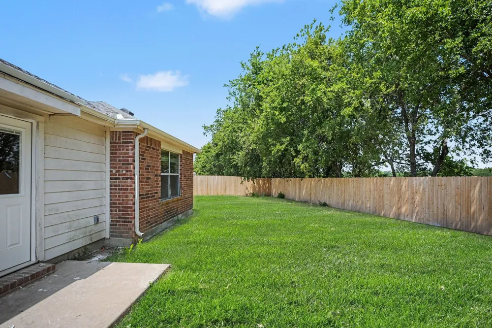 603 River Run Drive Glenn Heights, TX 75154