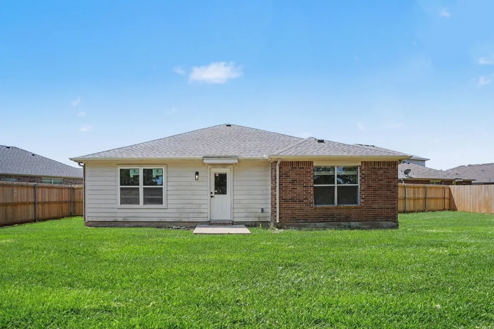 603 River Run Drive Glenn Heights, TX 75154