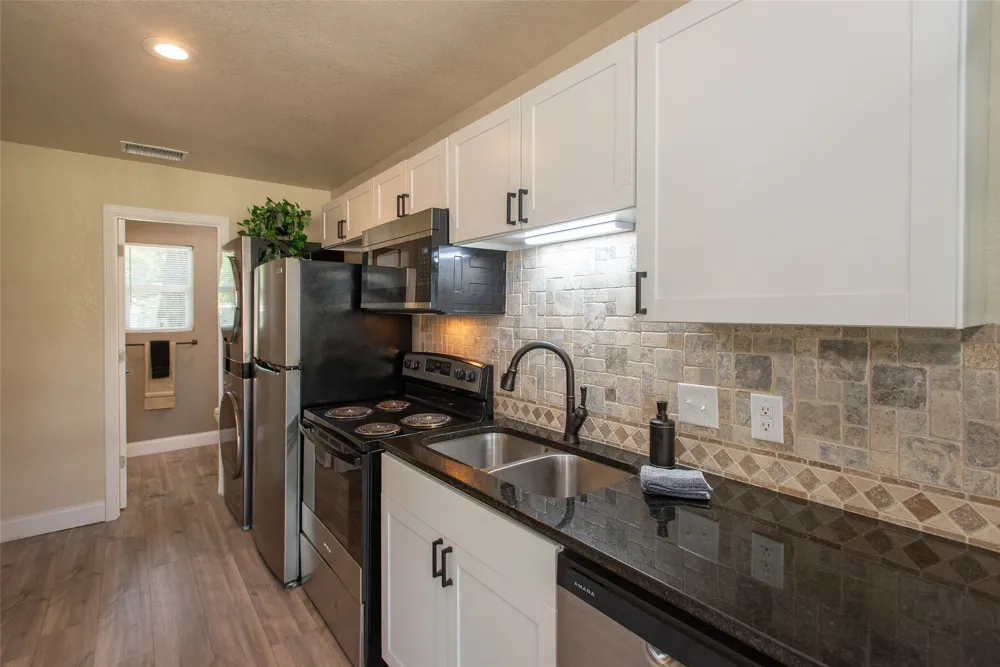 6120 Payne Road Log Cabin, TX 75148