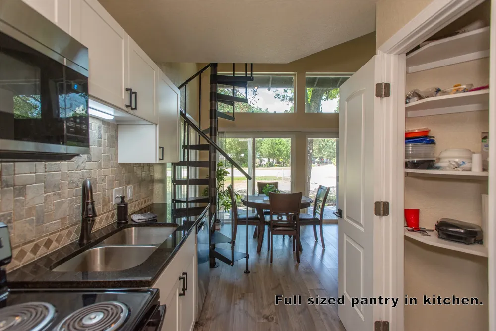6120 Payne Road Log Cabin, TX 75148