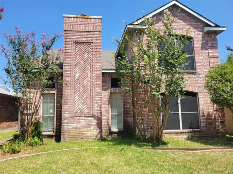 912 Haverstraw Place