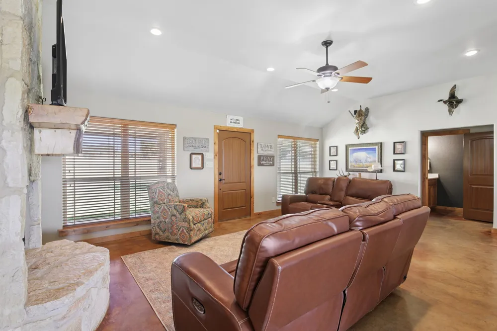 481 County Road 205 Valley View, TX 76272