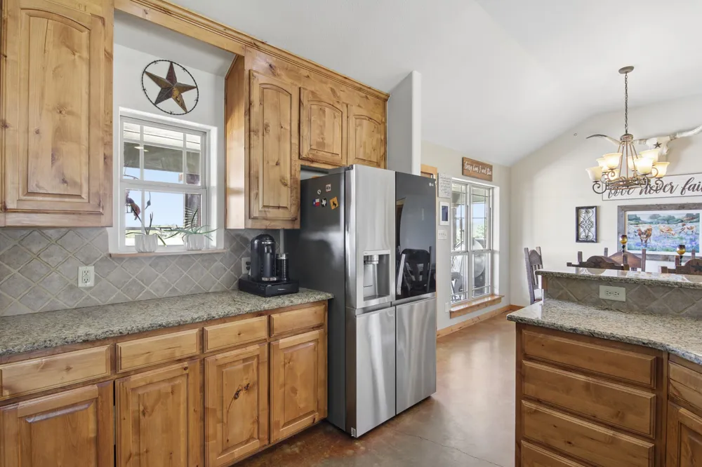 481 County Road 205 Valley View, TX 76272