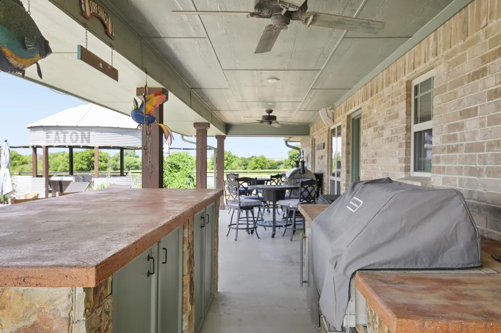 481 County Road 205 Valley View, TX 76272