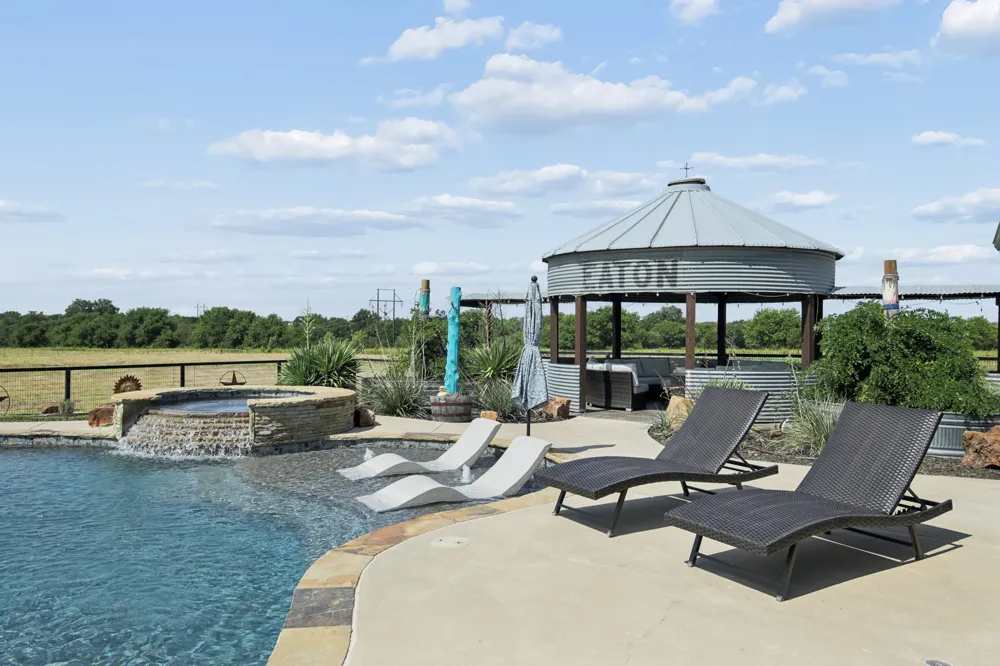 481 County Road 205 Valley View, TX 76272