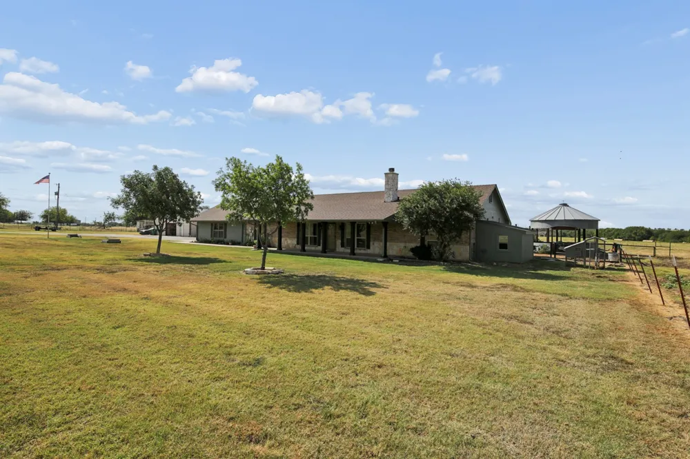 481 County Road 205 Valley View, TX 76272